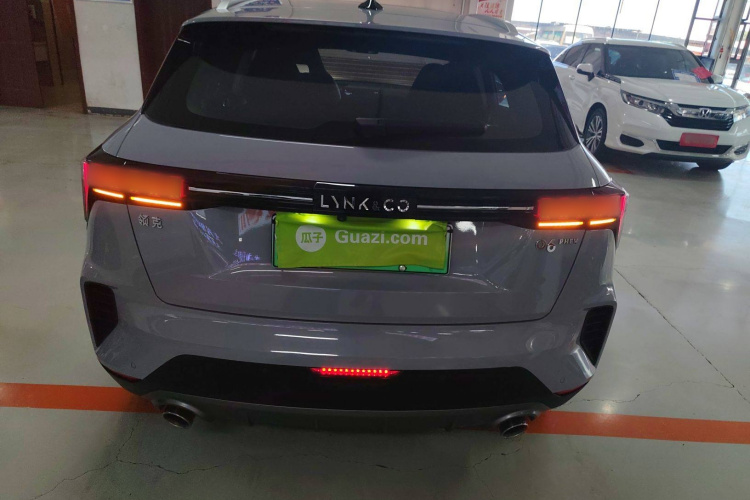 领克06 EM-P 2022款 PHEV 84KM续航版 Pro车身外观6
