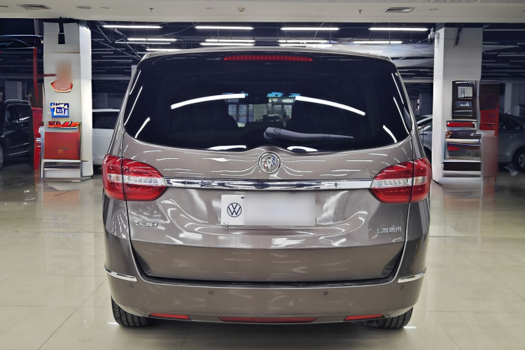 别克GL8 2015款 2.4L 豪华商务尊享版车身外观6004