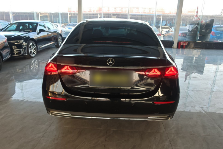奔驰E级 2024款 E 300 L 豪华型车身外观6004