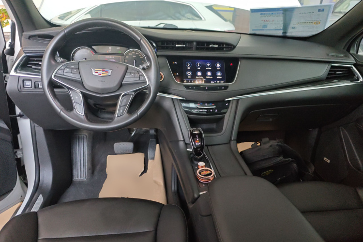 凯迪拉克XT5 2021款 28T 豪华型中控内饰7002