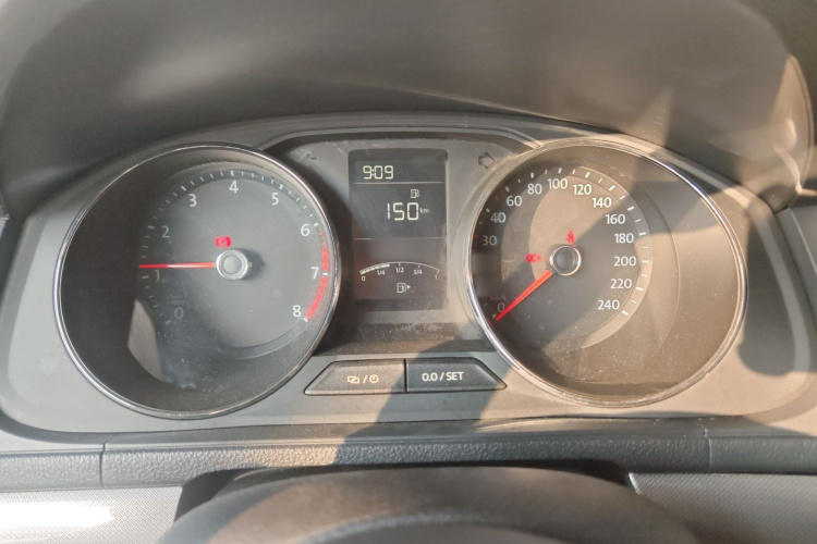 大众 朗逸 2017款 1.6L 手动舒适版局部细节14