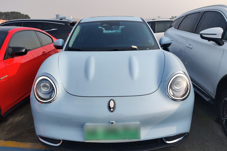 欧拉好猫 2021款 400km标准续航 雅典娜版 磷酸铁锂车身外观2