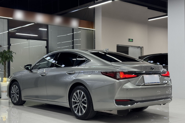 雷克萨斯ES 2022款 200 卓越版车身外观6004
