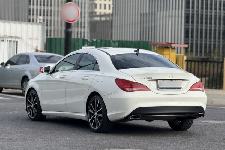 奔驰CLA 2016款 CLA 200 时尚型车身外观6008