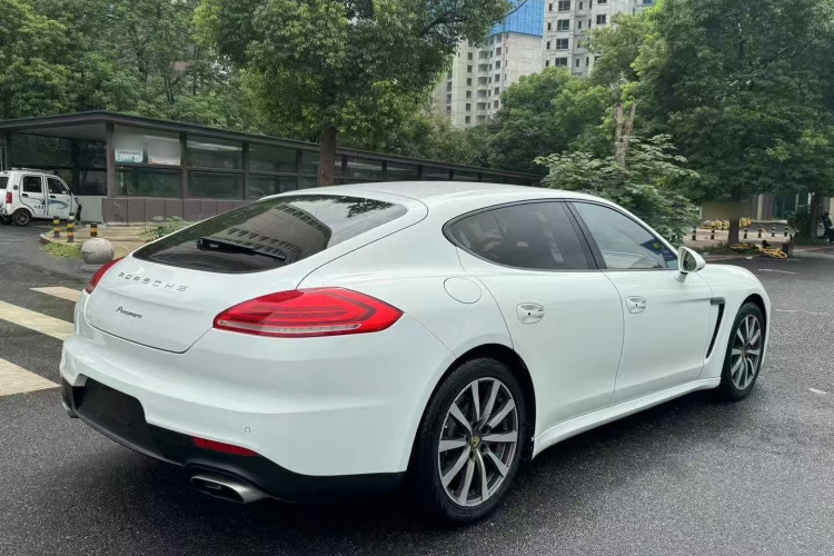 保时捷 2014款 Panamera 3.0T车身外观6005