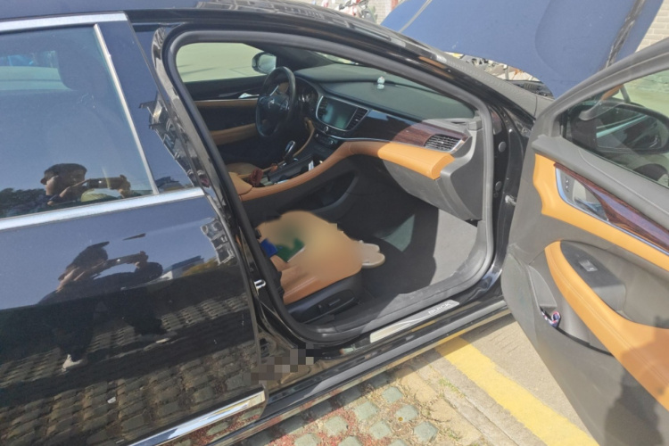 别克 君越 2018款 28T 精英型局部细节9005