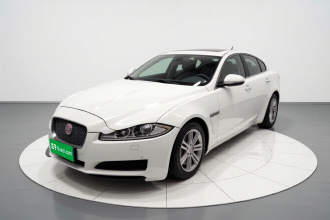 捷豹XF 2015款 XF 2.0T 风华版