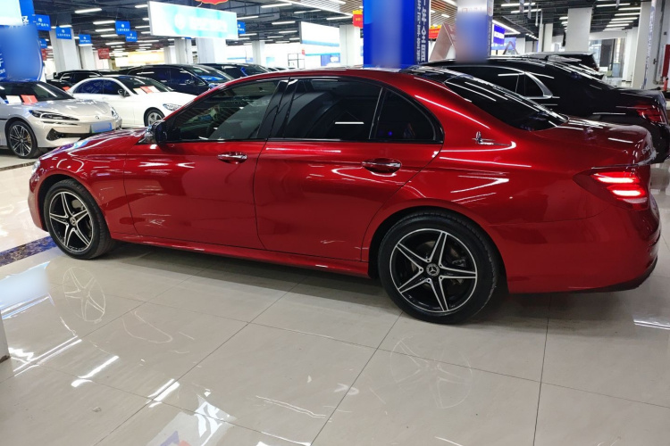 奔驰E级(进口) 2020款 E 260 运动版车身外观4