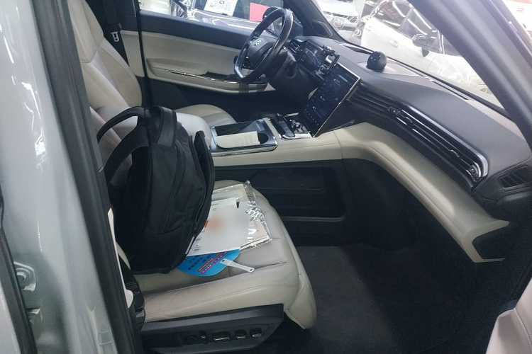 蔚来ES8 2020款 580KM 六座版局部细节41