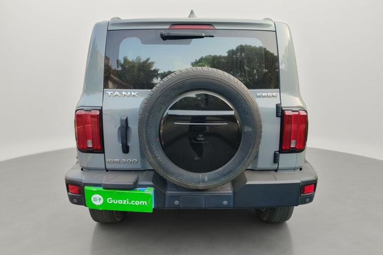 坦克300 2023款 越野版 2.0T 征服者车身外观6