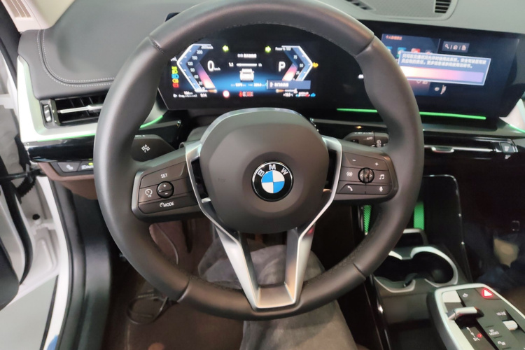 宝马X1 2023款 sDrive25Li X设计套装中控内饰13