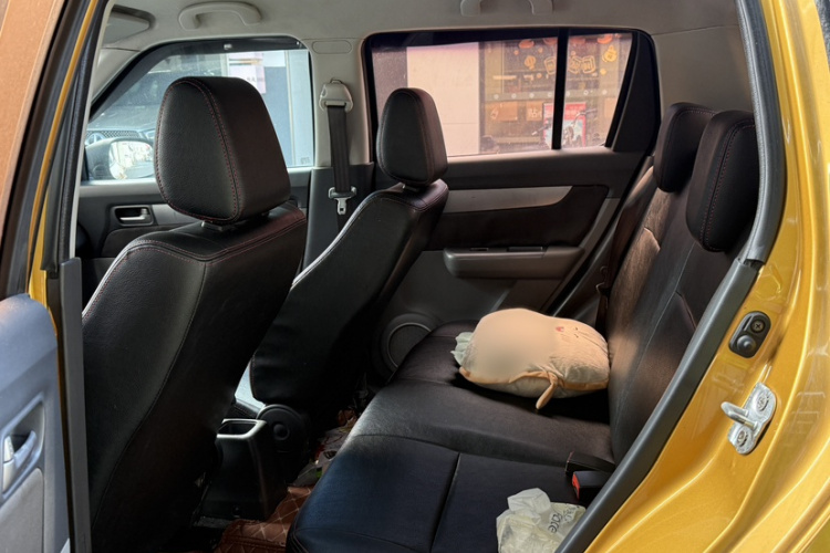 铃木 雨燕 2015款 1.5L 自动限定版中控内饰7008