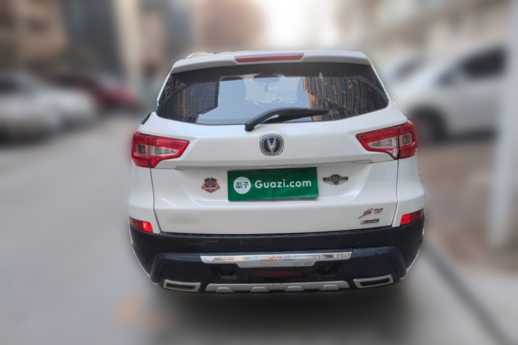 长安CS75 2016款 2.0L 手动豪华型 国V车身外观6