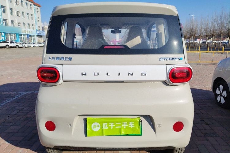 五菱汽车 宏光MINIEV 2024款 第三代 215km 青春版车身外观6