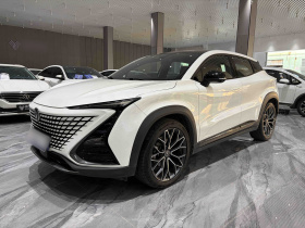 长安UNI-T 2022款 1.5T 尊贵型