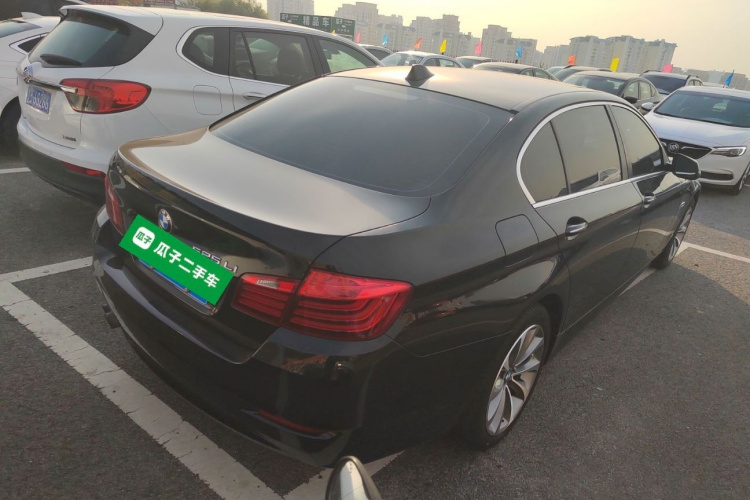 宝马5系 2017款 525Li 领先型车身外观6005