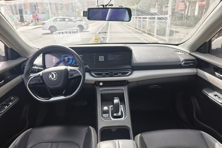 东风风神E70 2021款 改款二 500 超悦版中控内饰7003