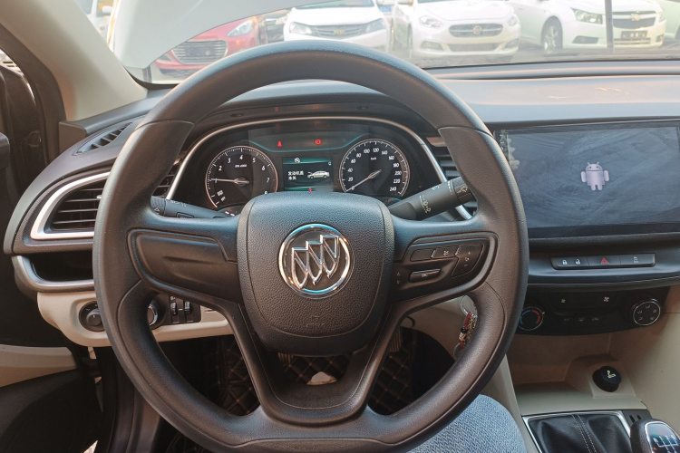 别克 英朗 2016款 15N 手动精英型中控内饰13