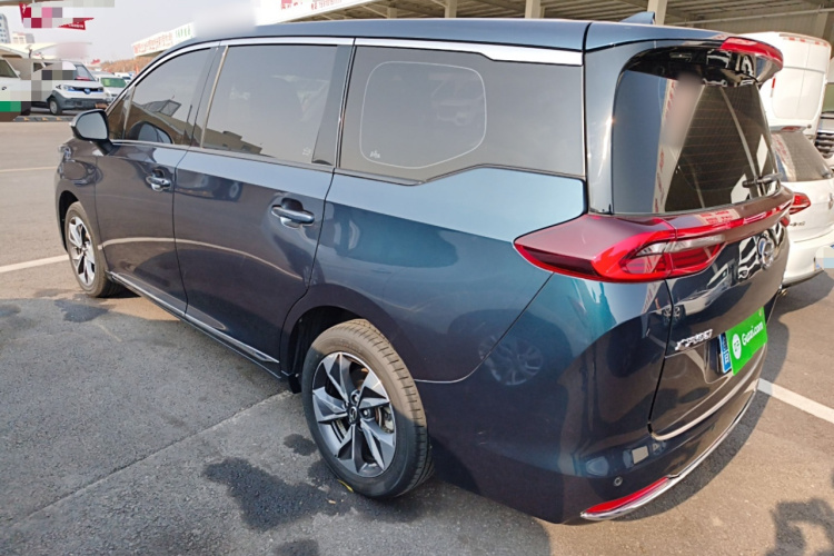 广汽传祺 传祺M6 2021款 PRO 270T DCT尊享版车身外观4