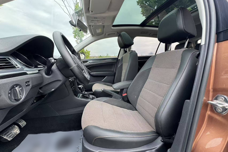 大众 C-TREK蔚领 2017款 230TSI DSG舒适型中控内饰7002