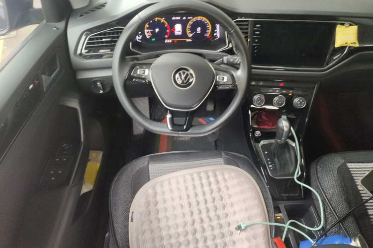 大众 T-ROC探歌 2021款 280TSI DSG两驱舒适智联版中控内饰13