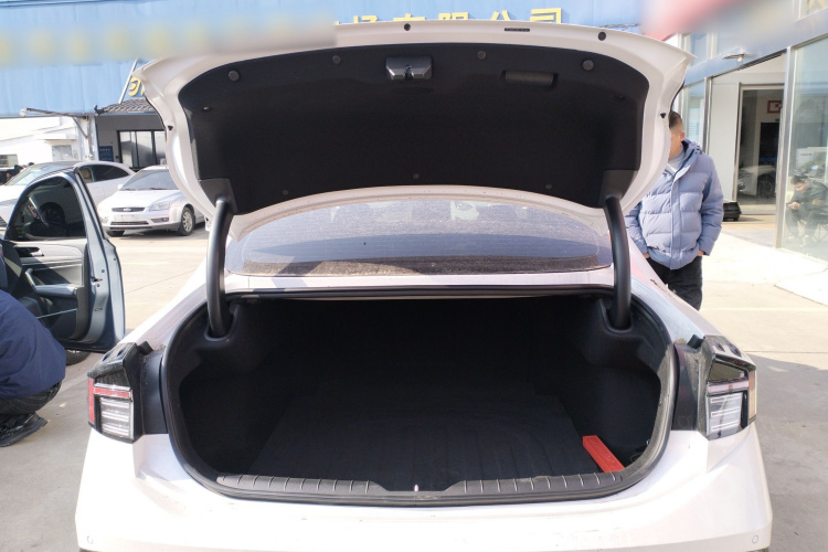 现代 索纳塔 2024款 1.5T Pro机舱底盘23