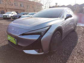 ARCFOX极狐 极狐 阿尔法S5 2025款 改款 560PRO 185kW