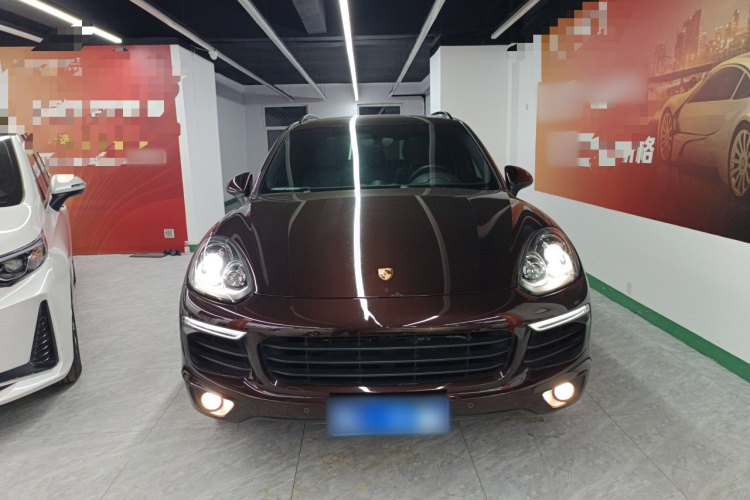 保时捷 2016款 Cayenne 3.0T车身外观2