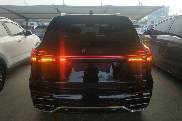 红旗HS5 2023款 2.0T 四驱旗享Pro版车身外观6004