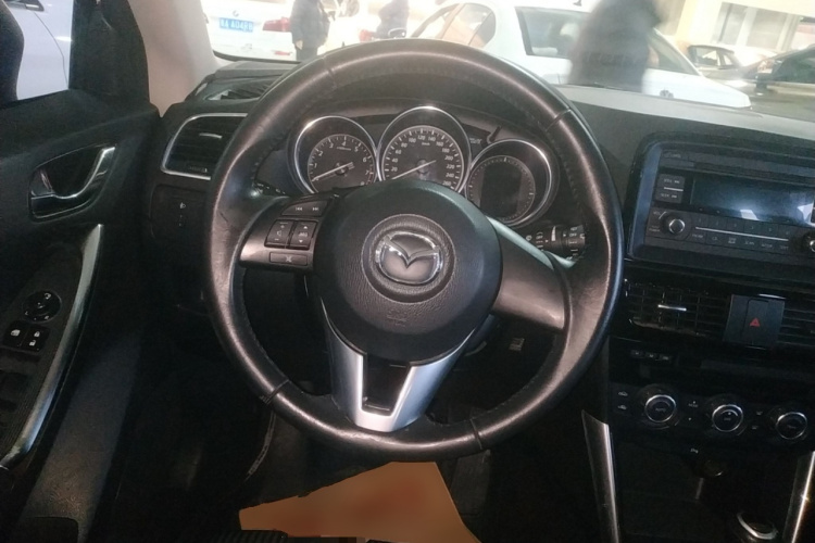 马自达CX-5 2014款 2.0L 自动两驱都市型中控内饰13