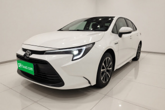 丰田 雷凌 2023款 智能电混双擎 1.8L 豪华版