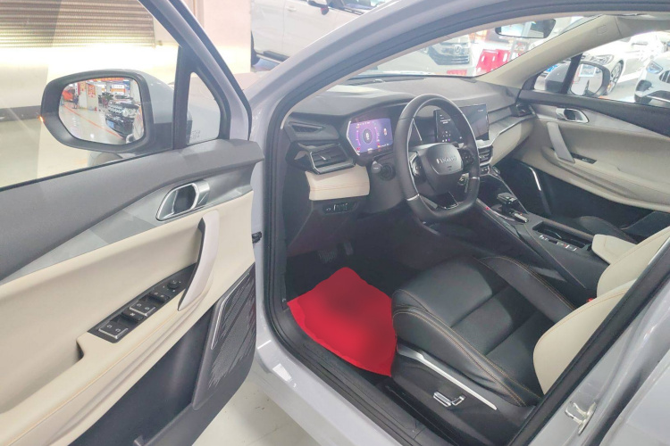 领克06 EM-P 2022款 PHEV 84KM续航版 Pro中控内饰20