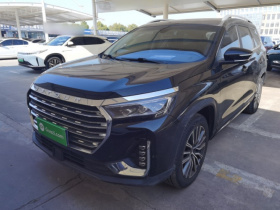 捷途X90 PLUS 2023款 1.6TD DCT别墅 7座