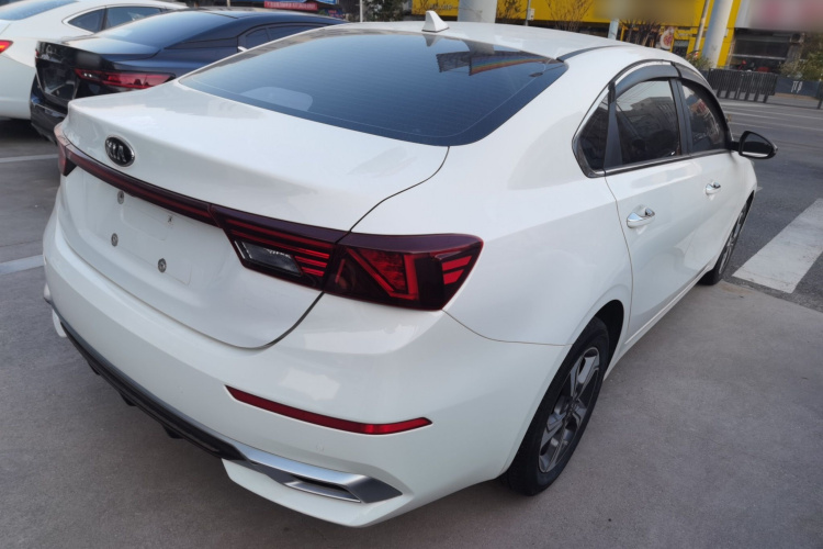 起亚K3 2019款 1.5L CVT智享互联版车身外观7