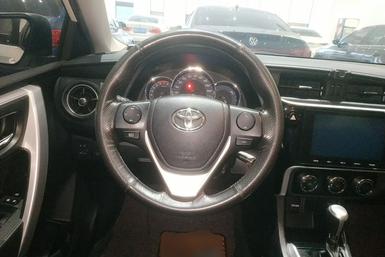 丰田 雷凌 2017款 改款 185T CVT精英版 国V局部细节13