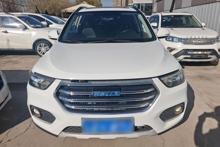 哈弗H6 2018款 蓝标 运动版 1.5T 自动两驱精英型车身外观2