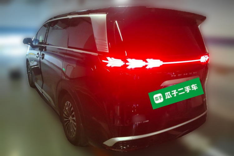 腾势D9 2022款 DM-i 970 四驱旗舰型车身外观6003