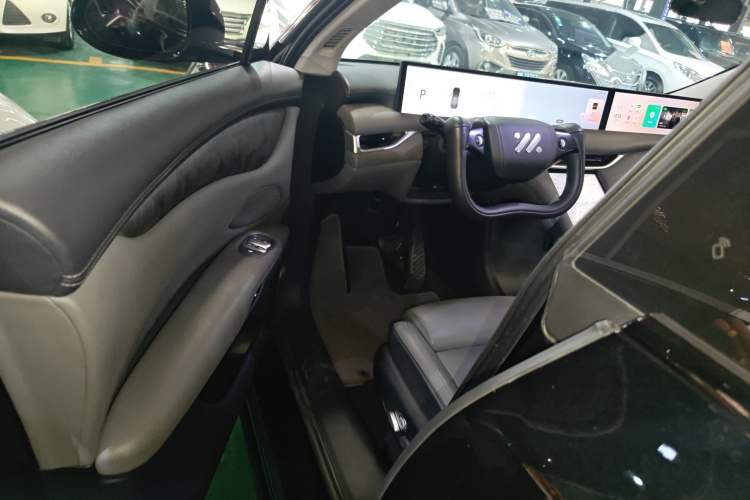 智己汽车 智己LS6 2023款 Max 标准版中控内饰7003