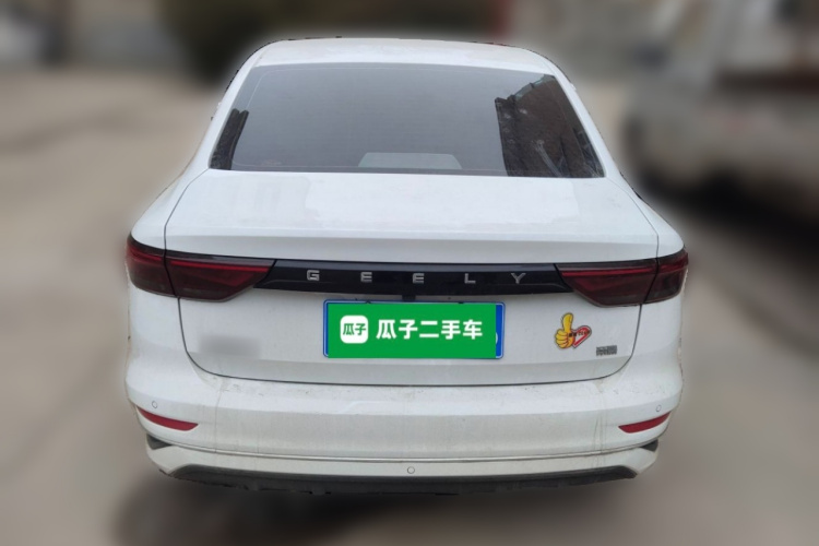 吉利汽车 帝豪 2023款 第4代冠军版 1.5L 手动豪华型车身外观6