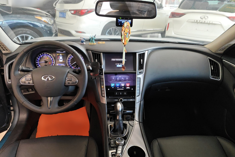 英菲尼迪Q50L 2015款 2.0T 悦享版中控内饰7002