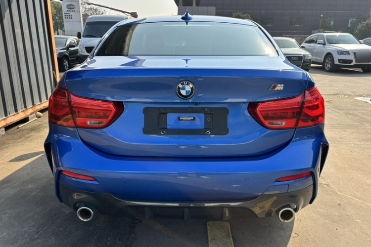 宝马1系 2020款 120i M运动套装车身外观6009