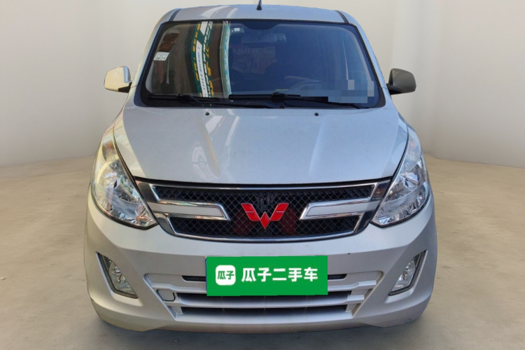 五菱汽车 五菱荣光V 2018款 1.5L标准型车身外观2