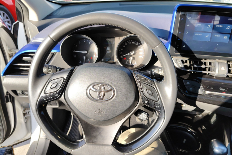 丰田C-HR 2021款 2.0L 豪华版中控内饰13