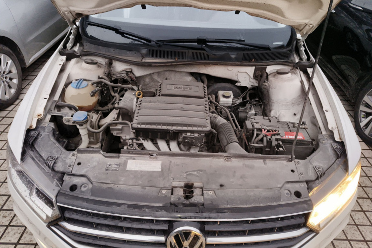 大众 宝来 2016款 1.6L 自动舒适型机舱底盘24