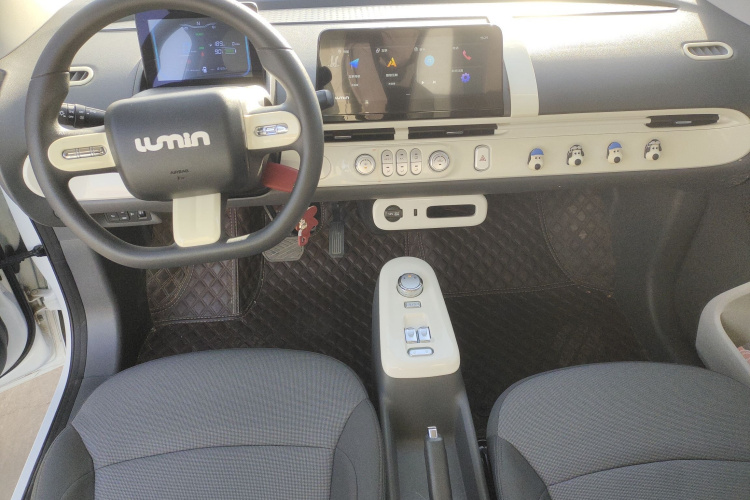 长安启源 长安Lumin 2022款 210km 香甜款中控内饰12