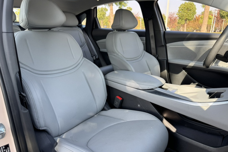 小鹏MONA M03 2024款 620 超长续航局部细节41