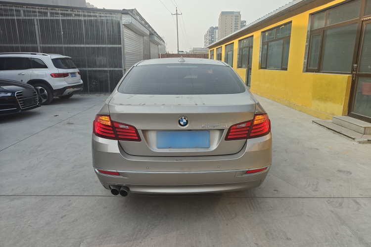 宝马5系 2014款 525Li 豪华设计套装车身外观6004