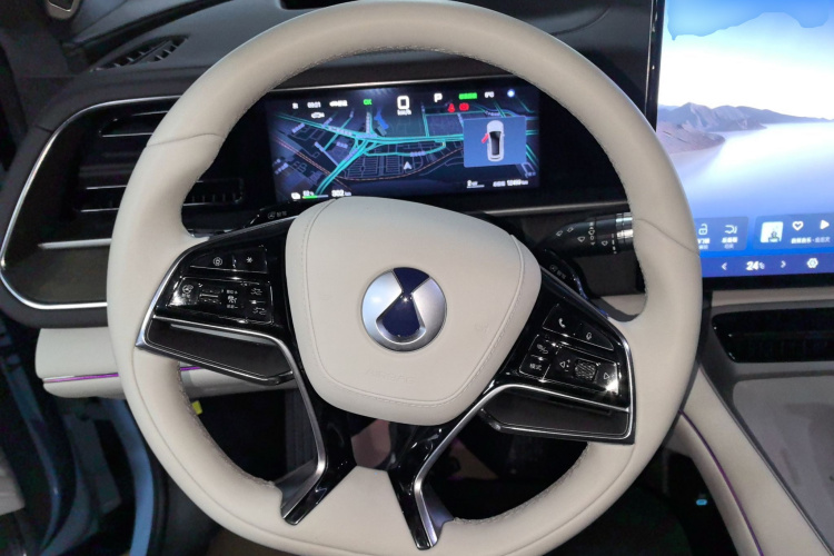 腾势N7 2024款 630 四驱智驾Ultra版中控内饰13