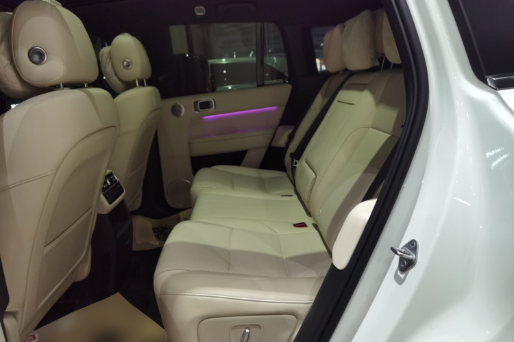 理想汽车 理想L6 2024款 Pro中控内饰21