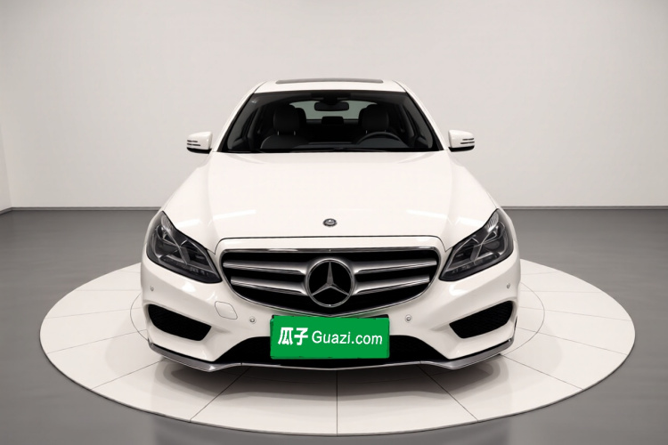 奔驰E级 2015款 E 260 L 运动型车身外观2